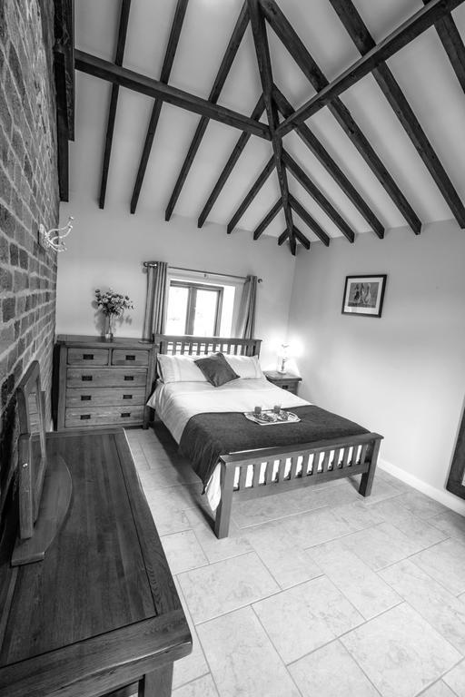The Little Barn Apartment Lincoln Bagian luar foto