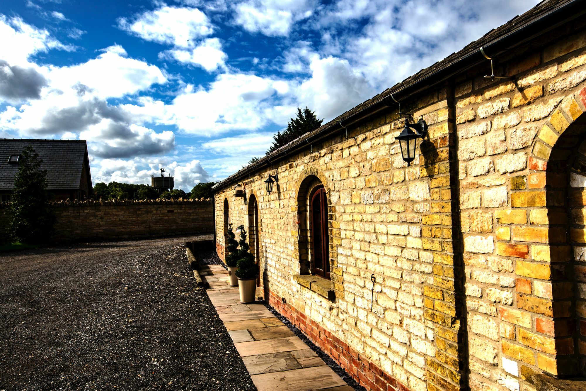 The Little Barn Apartment Lincoln Bagian luar foto